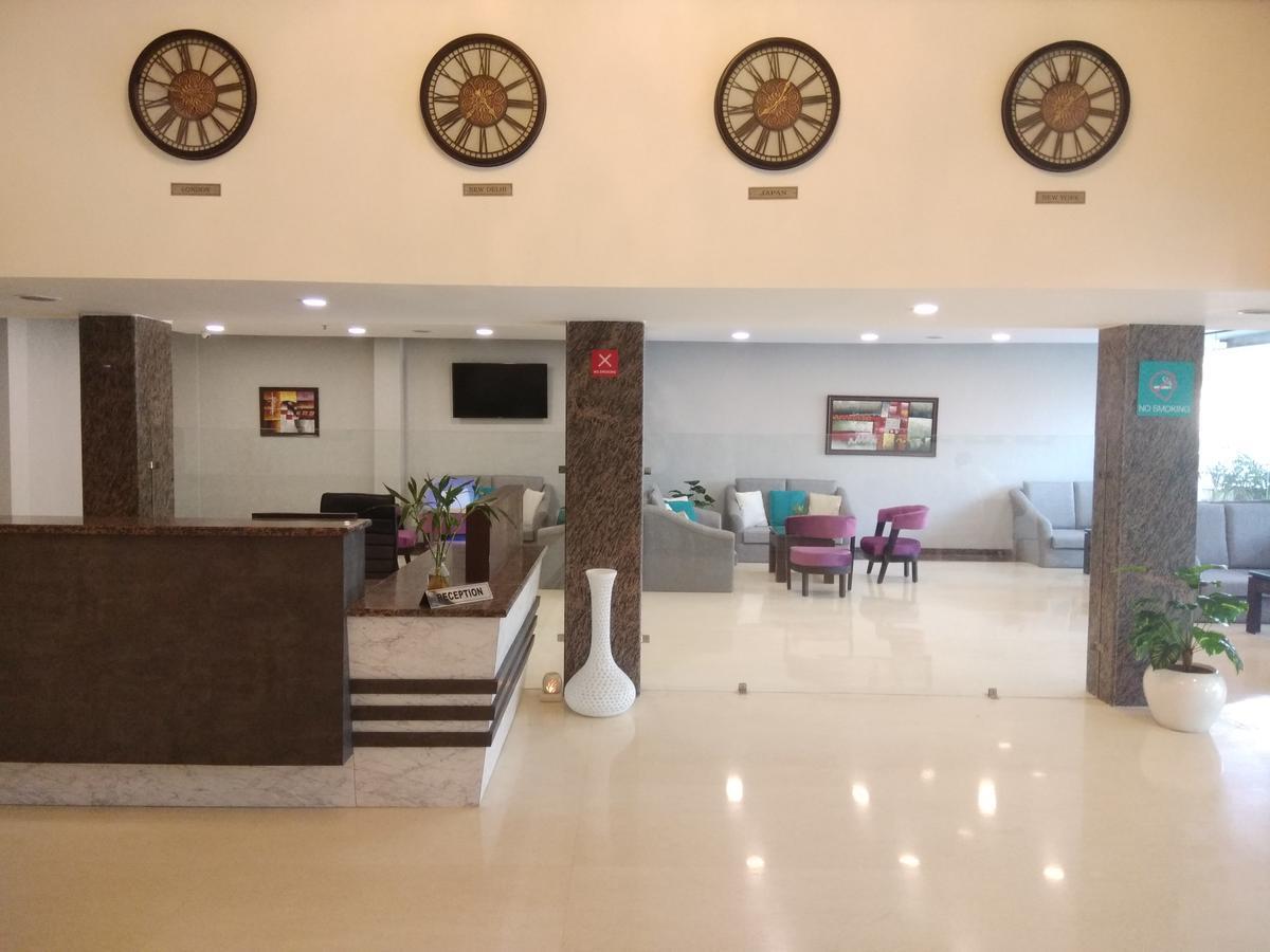 Capital O 7331 Hotel Downtown New Delhi Ngoại thất bức ảnh