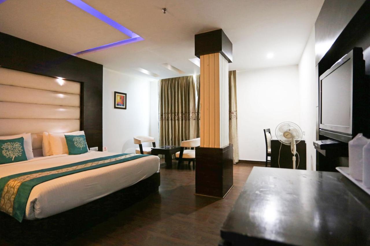 Capital O 7331 Hotel Downtown New Delhi Ngoại thất bức ảnh